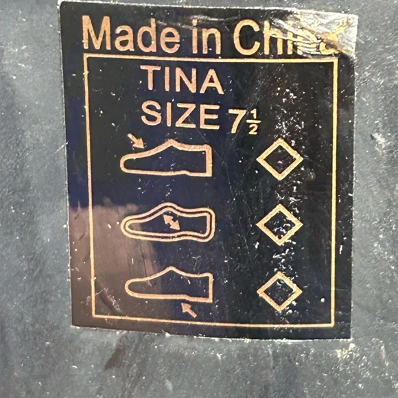 Bella Gioia Black Faux Suede Stiletto Heeled 4”Pointed Toe Zipper Boots Size 7.5 - Picture 4 of 11